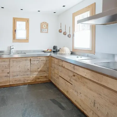 木屋 Luxury Alpine Retreat In 5bedr,spa,gym,pool 拉蓬