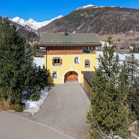 Luxury Alpine Retreat In 5bedr,spa,gym,pool 拉蓬