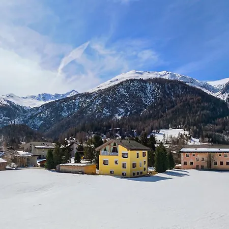 Luxury Alpine Retreat In 5bedr,spa,gym,pool 拉蓬