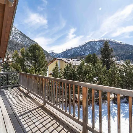 木屋 Luxury Alpine Retreat In 5bedr,spa,gym,pool